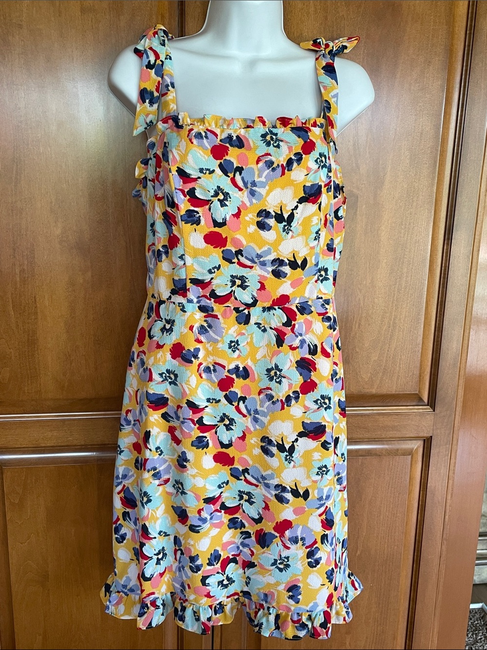 BCBGeneration Floral Print Mini, Excellent Condition, Size 10